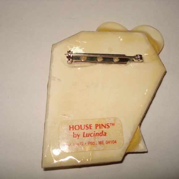 Vintage Purple Yellow/Orange 3-D House-Moon-Stars-Heart Pin Brooch Lucinda - Picture 3 of 4